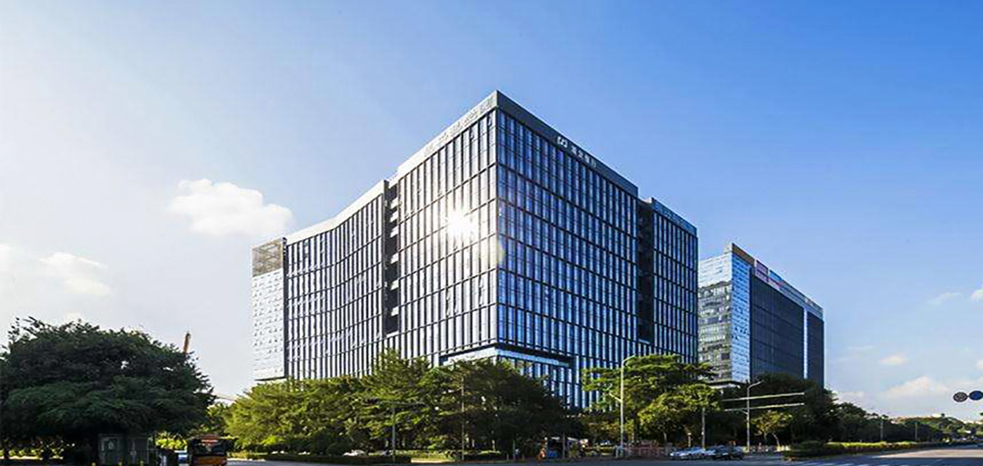 Industrial Power Solutions: Enabling Industry 4.0 Transition