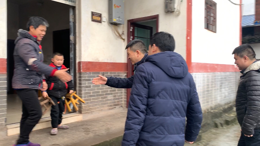 春风行动之走访慰问员工 春风行动之走访慰问员工